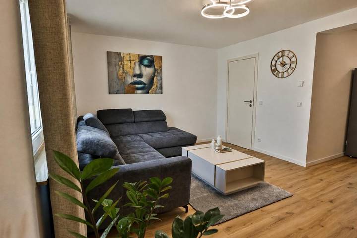 Ferienwohnung für 5 Personen, mit Balkon und Ausblick in Fellbach