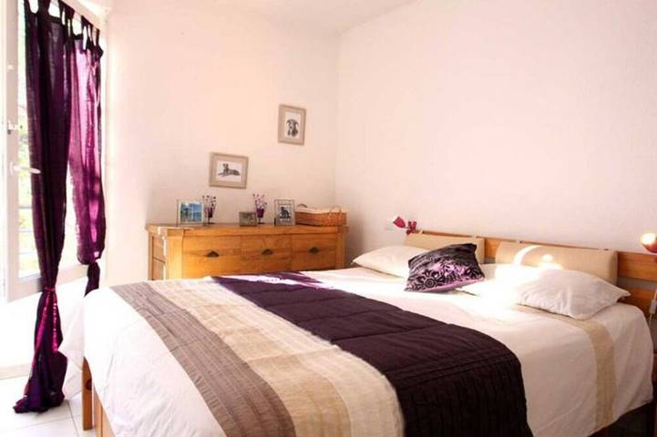 Ferienwohnung für 4 Personen, mit Pool und Balkon in Calvi