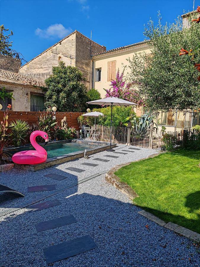 Gîte pour 2 personnes, avec jardin ainsi que vue et piscine à Saint-Just - 4