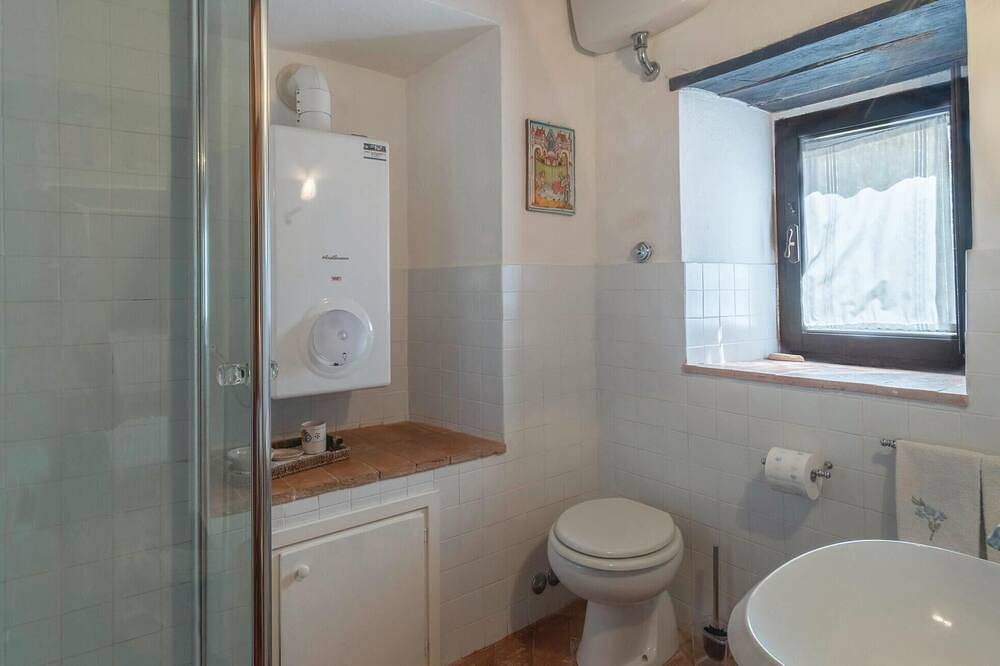 Cozy home in Todi Pg with Wifi in Todi, Perugia Province