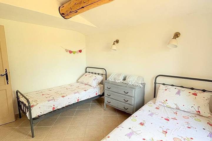Location de vacances pour 8 personnes, avec jardin à Murviel-lès-Béziers - 4