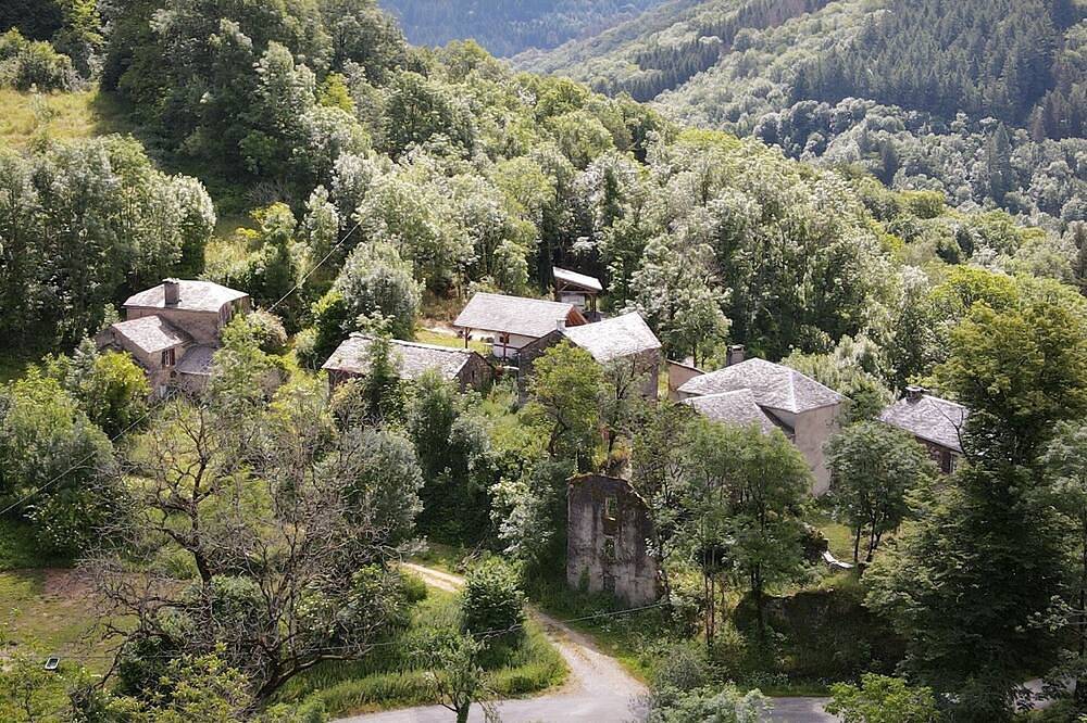 The Maquis Caravans 🌲🦌🌳 in Lacaze, Région de Lacaune
