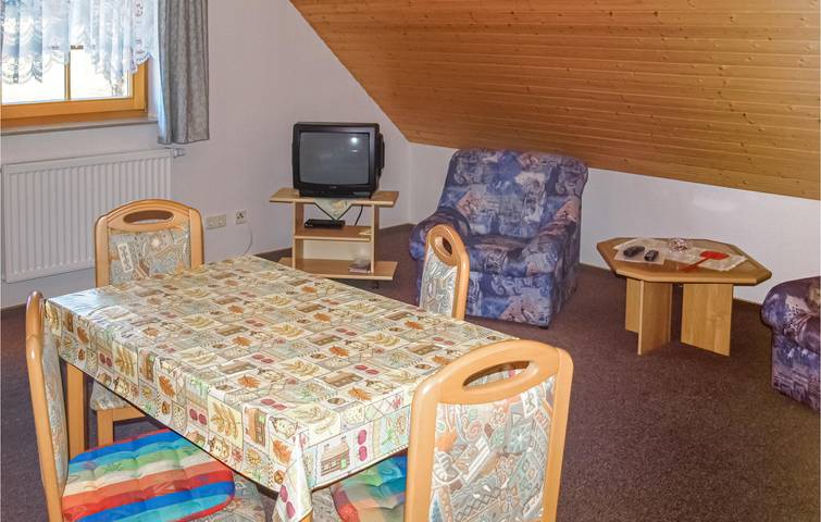 Ganze Ferienwohnung, Gemütliches Apartment in Strandnähe mit Terrasse und Parkplatz in Rankwitz, Usedom