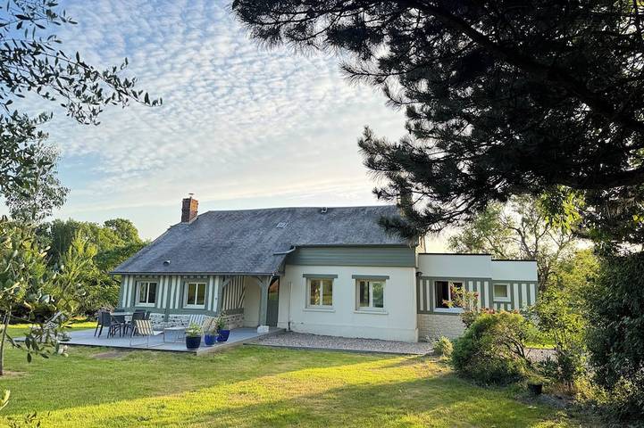 Location de vacances pour 10 personnes, avec Jardin à Fourneville