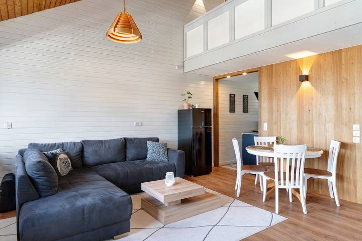 Ferienwohnung für 4 Personen, mit Balkon und Garten sowie Sauna