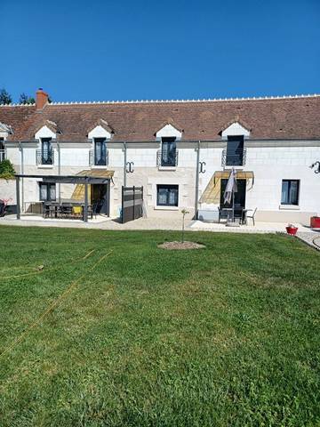 Gîte pour 6 personnes, avec jardin et terrasse à Châteauvieux