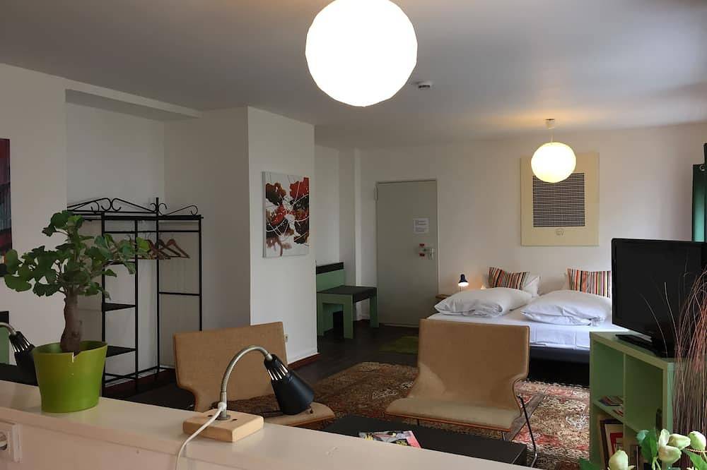 Ganze Wohnung, Fewo im Herzen Kreuzberg,Loft,Kunst,Kneipen,Bars,Nachtleben,Wifi,bis 4 Personen in Kreuzberg Berlin, Berlin