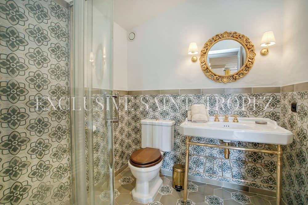 Provencal house with a pool, ideally located between Ramatuelle and St-Tropez. in Pampelonne, Ramatuelle