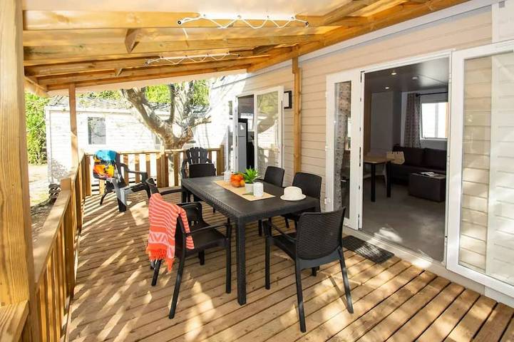 Camping pour 4 personnes à Roquebrune-sur-Argens