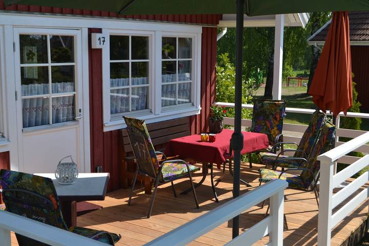 Ferienhaus für 6 Personen, mit Terrasse und Garten in Userin