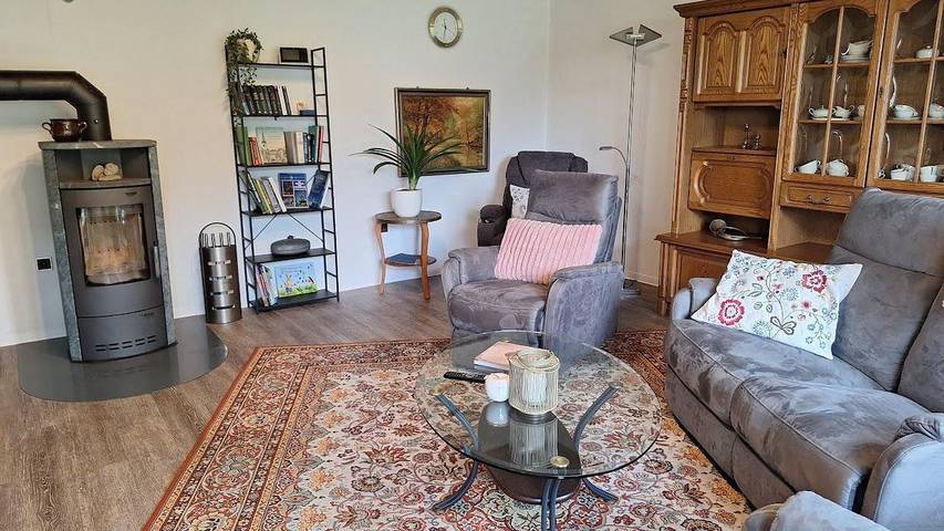 Ferienhaus für 4 Personen, mit Garten und Terrasse, kinderfreundlich in Bad Zwischenahn