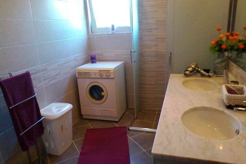 Hübsche Villa Für 8 Personen Mit Picine Und Privatem Garten 3Km Strände in Moncarapacho, Parque Natural da Ria Formosa