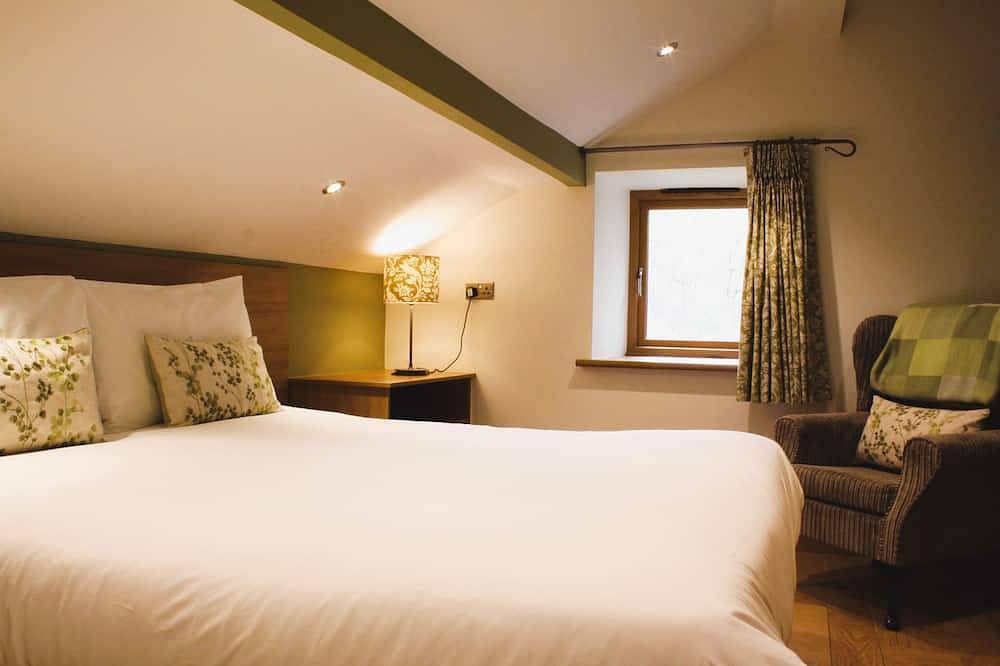 Unsliven Bridge Farm - sleeps 15 guests  in 7 bedrooms in Stocksbridge, Sheffield