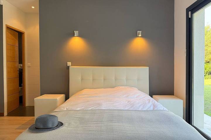 Location de vacances pour 10 personnes dans Plage des Canebiers - 2