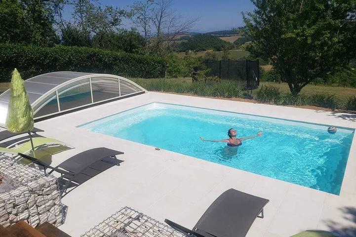 Gîte pour 6 personnes, avec jardin à Saint-Pierre-de-Bressieux