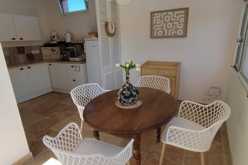 Amandine's gîte in Boulbon, Region de Arles