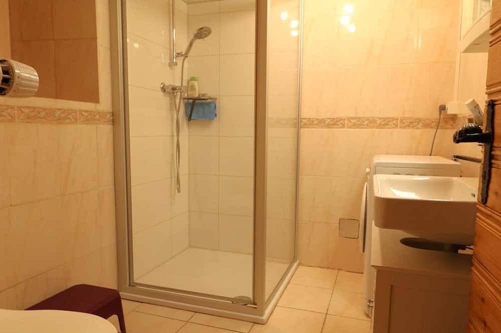 Geheel appartement, Le Tsenevirè - appartement 4 personnes - Evolène in Evolène, Walliser Alpen