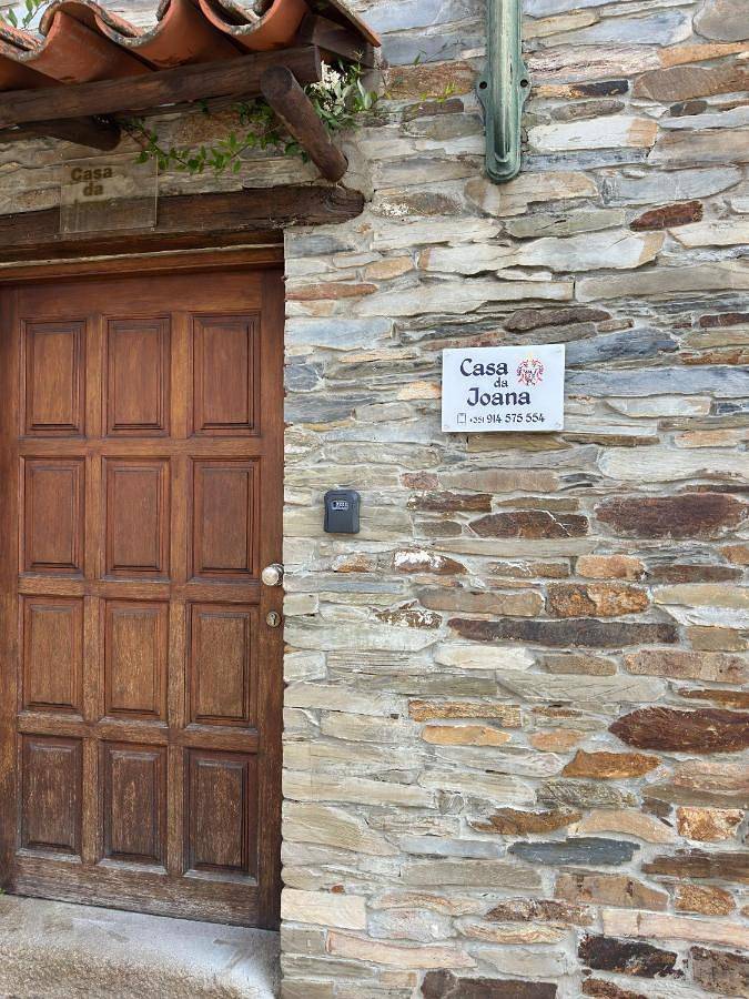 Maison de campagne pour 2 personnes, avec vue ainsi que piscine et jardin, animaux acceptés à Mirandela - 2