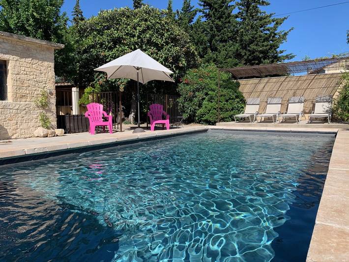 Chalet para 4 personas, con terraza y piscina - 1