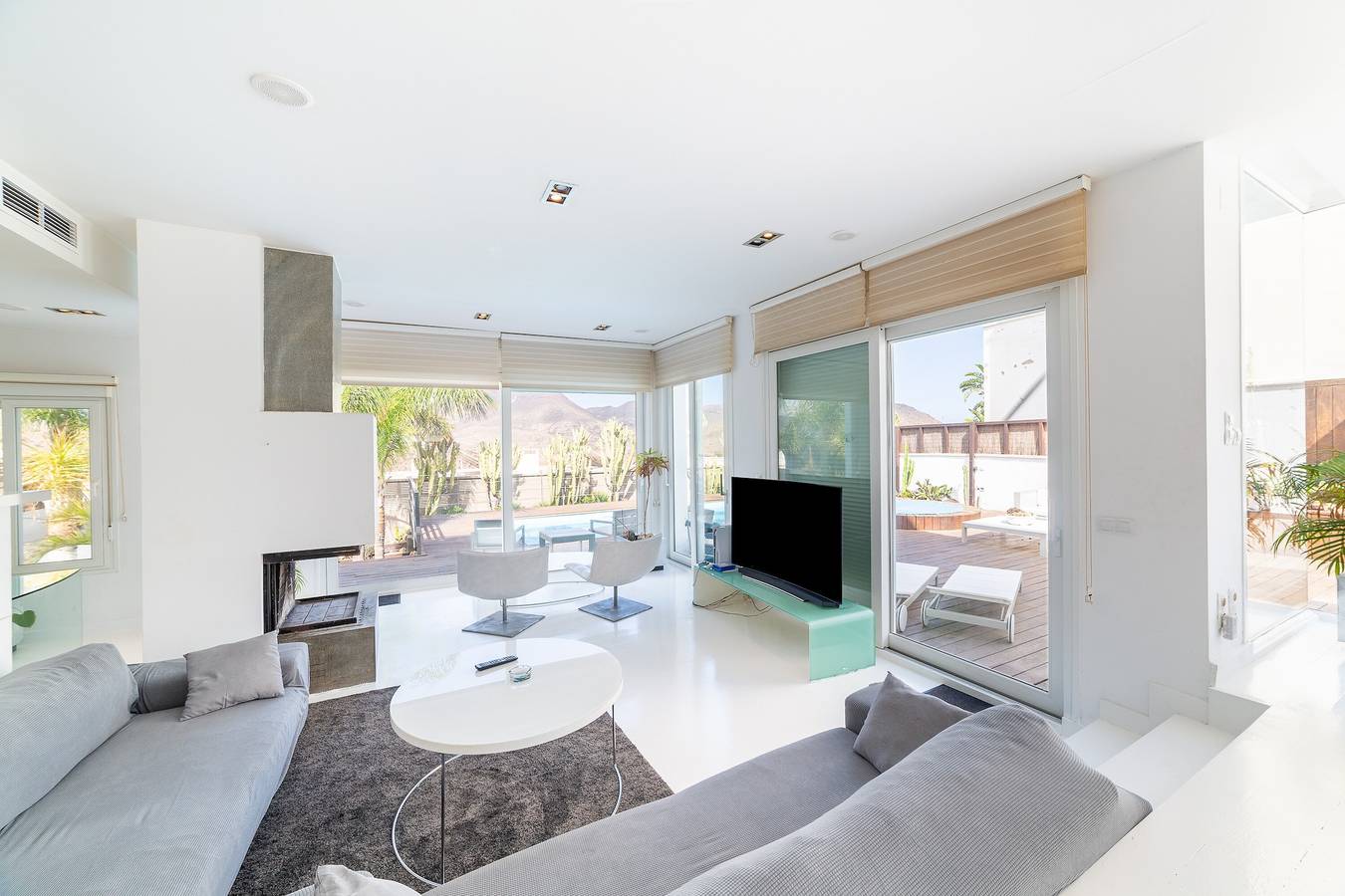 Villa 'Lux' con vista mare, Wi-Fi e aria condizionata in San José (Andalusia), Nijar