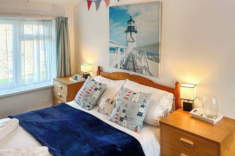 2 bedroom accommodation in Penzance in Cornwall