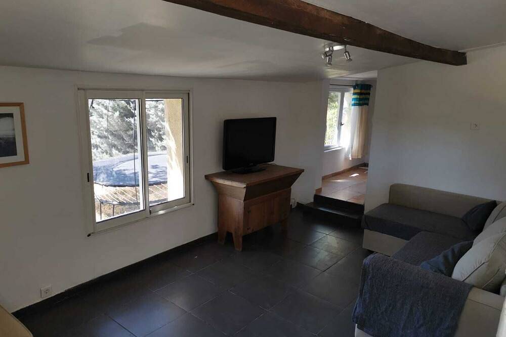 Lourmarin, Cottage élevé, avec patio. in Lourmarin, Parc naturel régional du Luberon