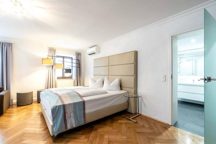 Hotel für 4 Personen, mit Terrasse in Markt Schwaben