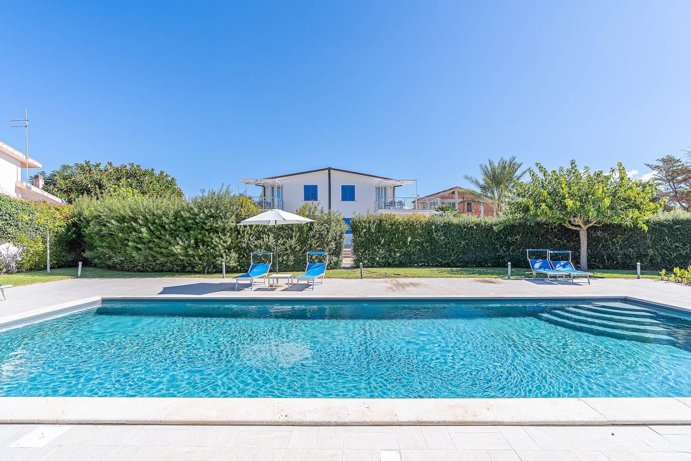 Appartamento intero, Appartamento 'Cecilia Vista Piscina' con Piscina in Comune, Wi-Fi e Aria Condizionata in Reitani, Noto e dintorni