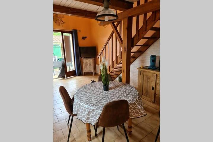 Location de vacances pour 5 personnes, avec jardin, animaux acceptés dans Plage des Sables-Vignier - 3