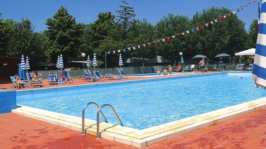 Camping für 4 Personen, mit Pool und Garten, mit Haustier in Ligurien - 3