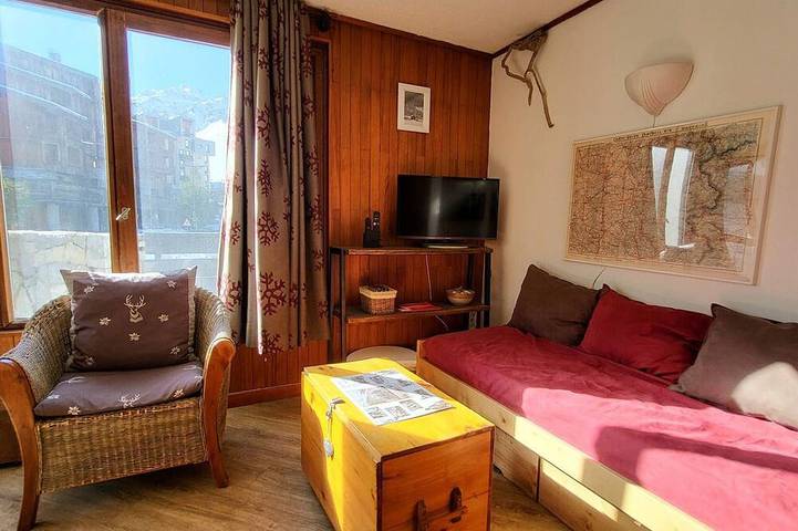 Ganze Wohnung, Tignes: 2-Zimmer-Wohnung 41m², 500m von Pisten, Balkon Südwest, WLAN, 4-5 Pers. in Tignes, Vanoise-Massiv