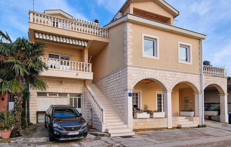 Ferienwohnung für 4 Personen, mit Terrasse und Seeblick sowie Garten - 1