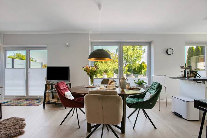 Holiday Home 'Alte Tischlerei' with Private Terrace, Shared Garden and Wi-Fi in Hemmingstedt, Heide and surroundings