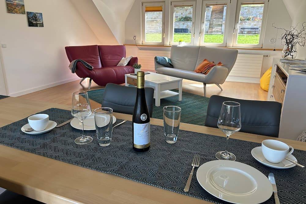 Ganze Wohnung, Cozy Studio For Two in Freyburg with an amazing view over the vineyards in Freyburg (Unstrut), Saale-Unstrut