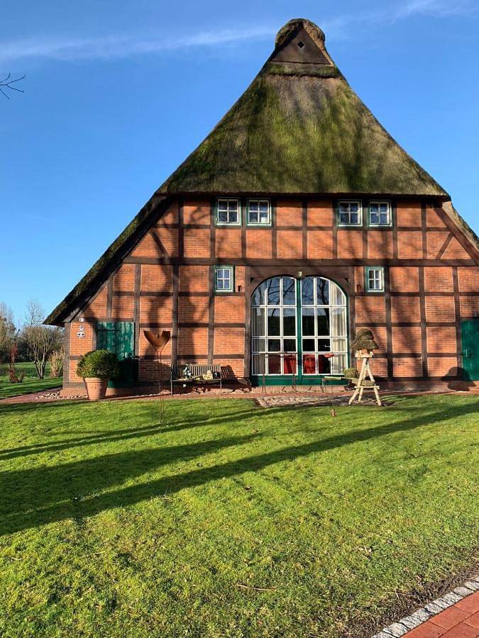Ferienwohnung für 6 Personen, mit Garten und Ausblick sowie Sauna, mit Haustier