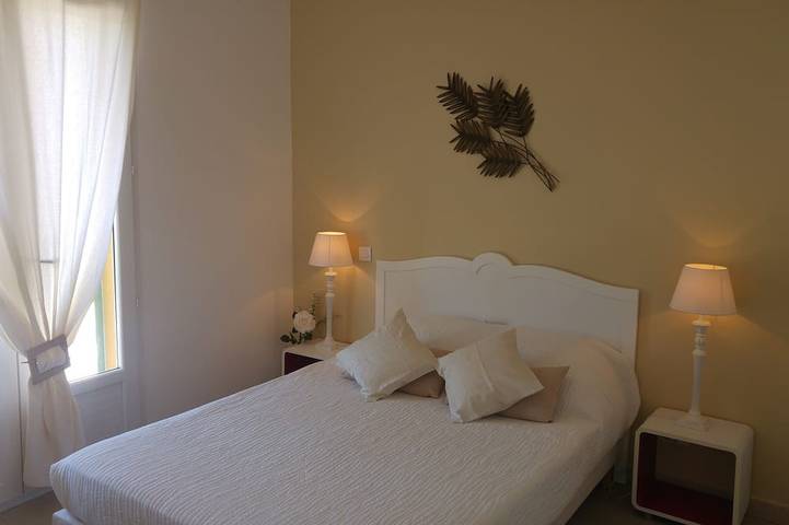 Location de vacances pour 4 personnes, avec piscine ainsi que jardin et terrasse à Galéria - 3