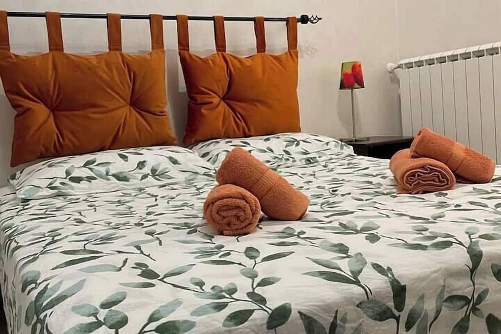 Ganze Wohnung, Home parking near the Airport and beach in Fiumicino, Rom Provinz