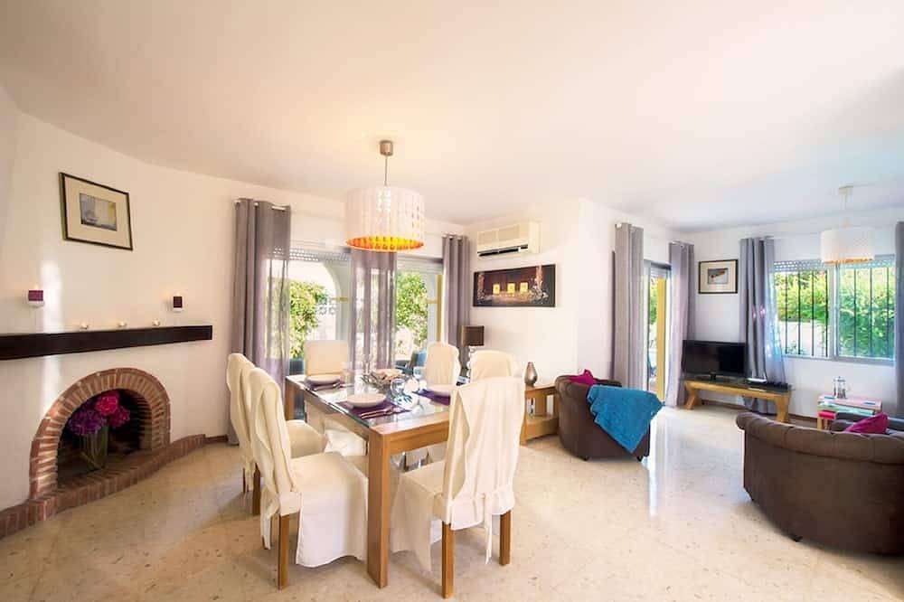 Beachside Villa Linda Vista in San Pedro de Alcántara, Marbella