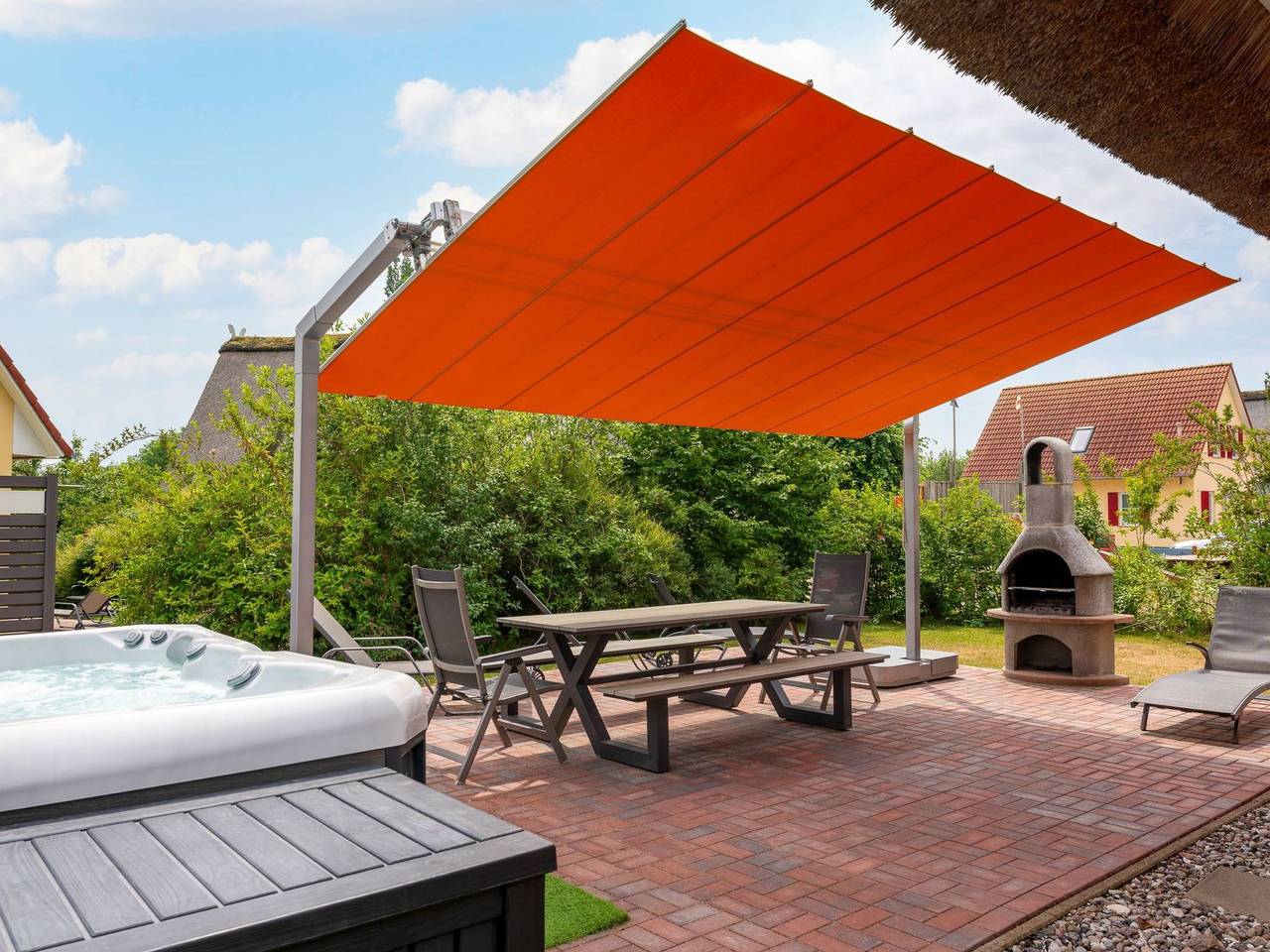 Jaguar in Gramkow, Hohenkirchen