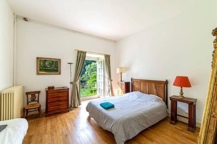 Location de vacances pour 25 personnes, avec piscine et jardin, animaux acceptés à Scey-Maisières - 3