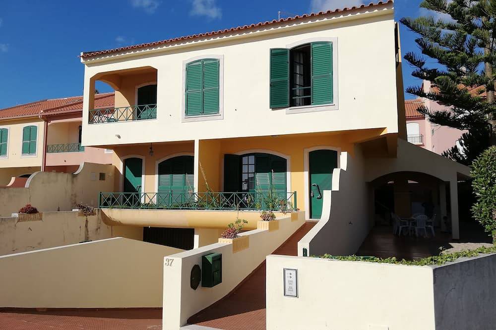 Casa vacanza a Oeste a partire da 178€ a notte
