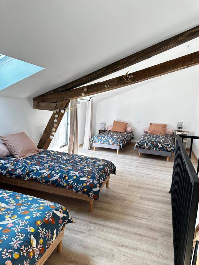 Location de vacances pour 4 personnes, avec terrasse et jardin dans La Chapelle-Saint-Martin-en-Plaine