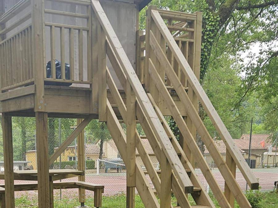 Camping La Chêneraie **** - Insolite 2 personnes - Hébergement minimaliste in Saint-Géry-Vers, Parc Naturel Régional des Causses du Quercy