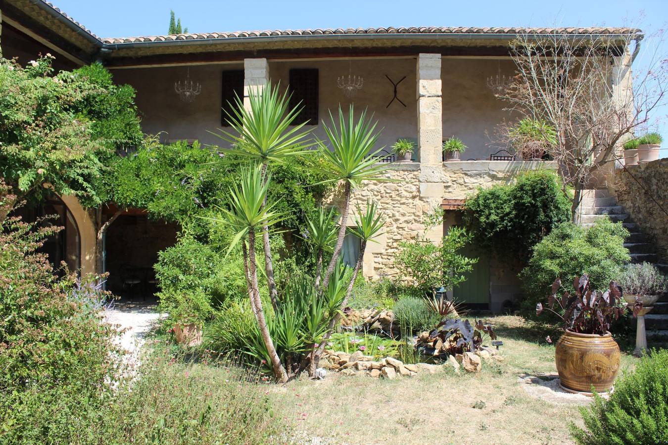 Mas des Pelissiers Chambre & Tables d'hôtes culinaire - Chambre in Sabran, Région de Nîmes