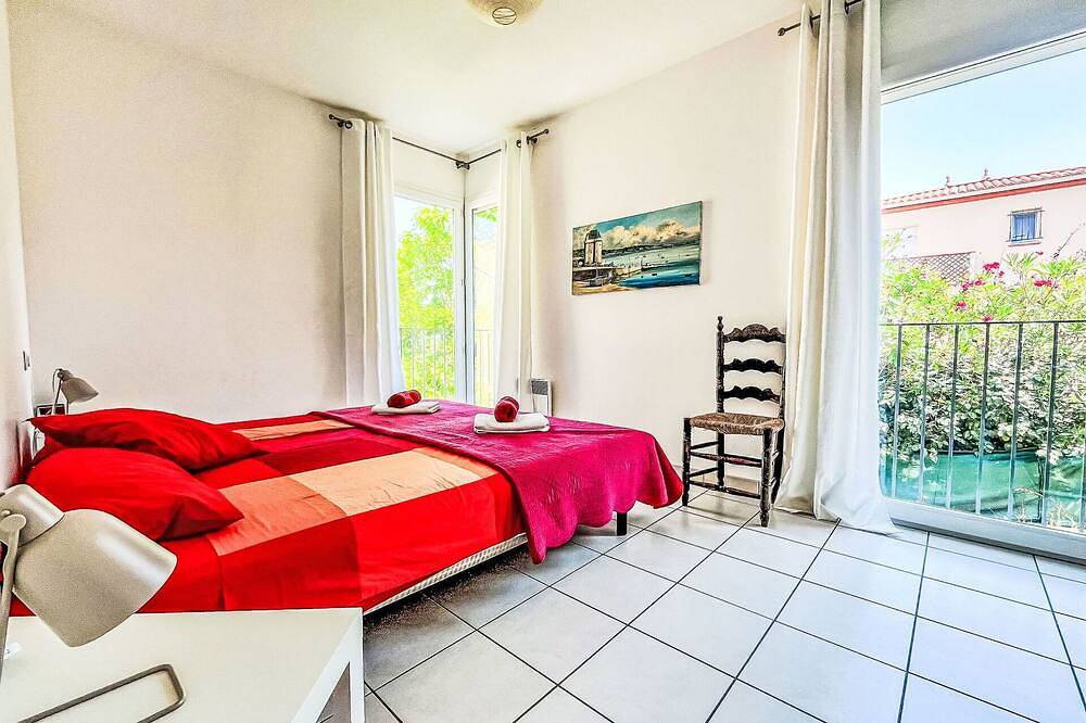 Beautiful private villa for 6 guests with Wifi, A/C, private pool, Tv and patio in Montesquieu-des-Albères, Céret region