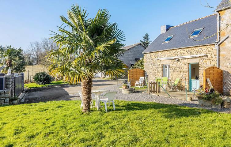 Location de vacances pour 4 personnes, avec Terrasse à Le Ferré