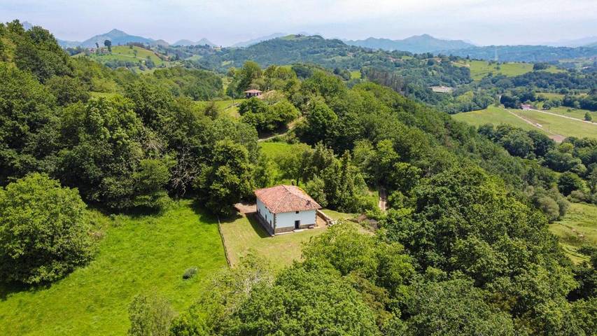 Casa de vacaciones para 8 personas, con vistas y jardín en Sierra del Sueve - 2