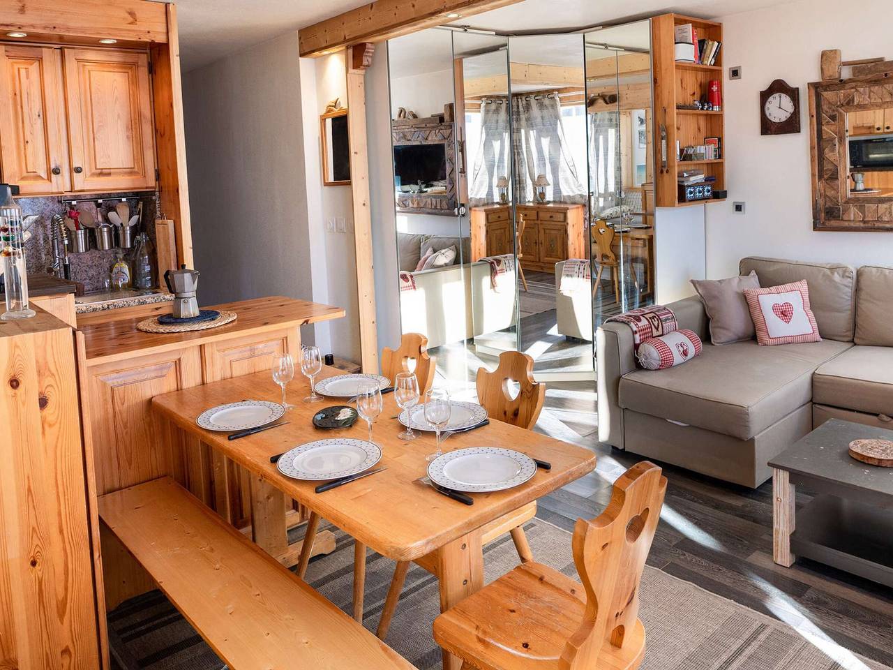 Apartamento entero, Apartamento renovado con balcón, vista al sur, para 5 personas en Val Thorens in Val Thorens, Les Belleville