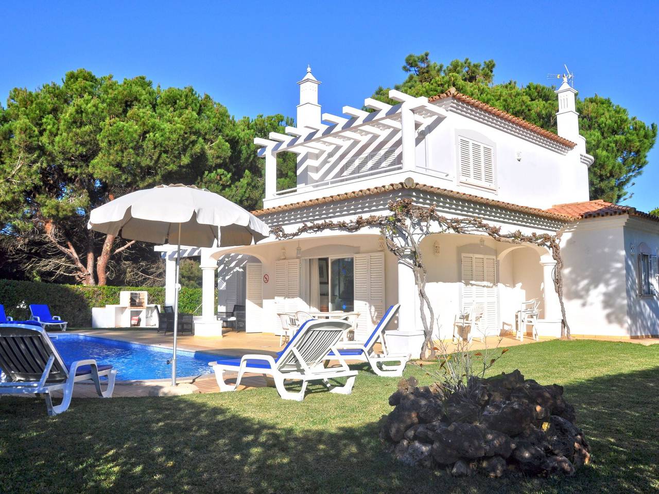 Casa de férias para 4 pessoas com varanda in Quarteira, Distrito de Faro
