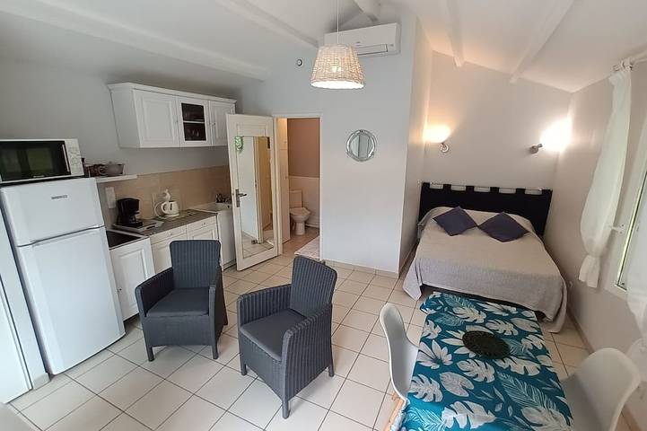 Apartamento entero, Bonito estudio independiente cuenca de Arcachon in La Teste-de-Buch, Region de Arcachon